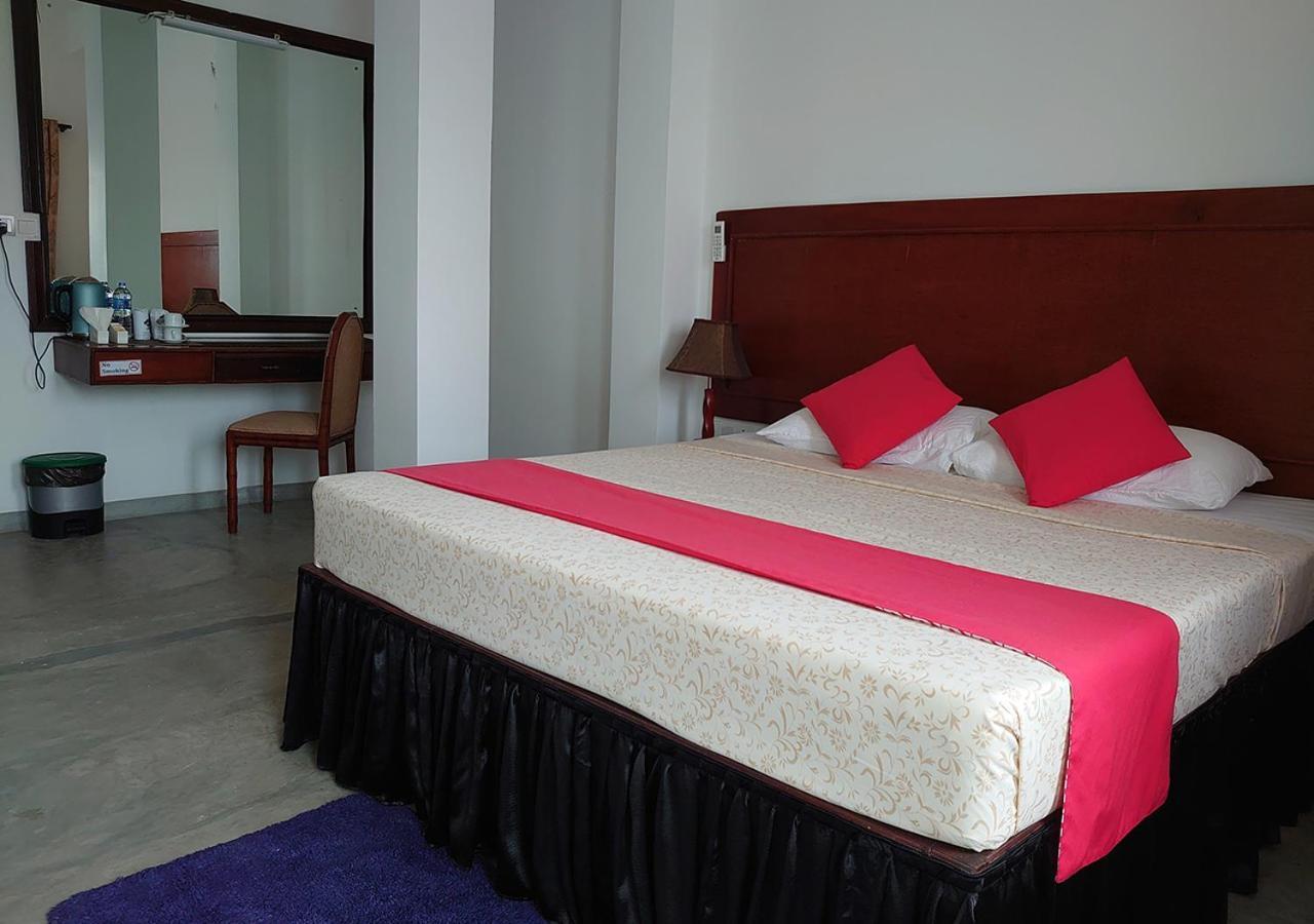 Sea Breeze Ambalangoda أمبالانغودا المظهر الخارجي الصورة