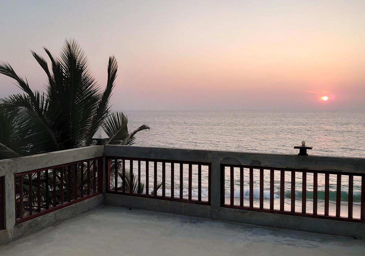 Sea Breeze Ambalangoda أمبالانغودا المظهر الخارجي الصورة