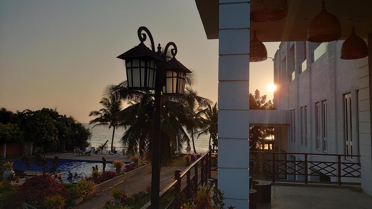 Sea Breeze Ambalangoda أمبالانغودا المظهر الخارجي الصورة